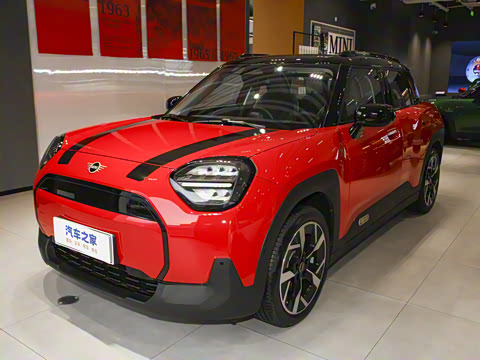 2025�� E ������