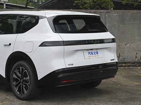 2026�� ���� 580  Max