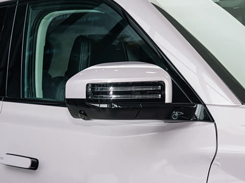 2025�� 501KM ����Ultra��