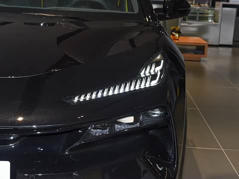 2026�� 600 SE 5��