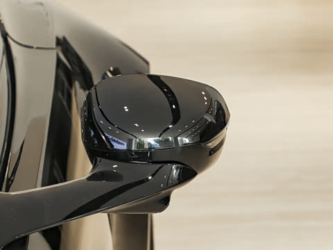 2024�� 4.0T V8 Coupe