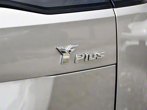 2025�� Plus 610 ������