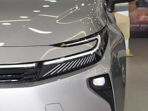 2026�� 1.8L ˫�� �ȷ��