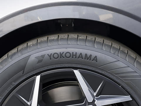 2025�� 240����Ultra H5