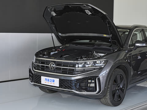 2026�� 3.0TSI �񾳰� �����˶���װ
