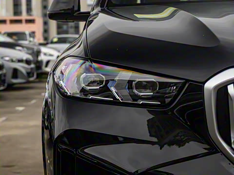 2025�� xDrive 40Li ������M�˶���ҹ��װ