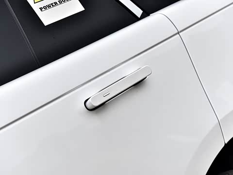 2025�� 3.0 L6 400PS SV���ٴ����ӳ��� 4��