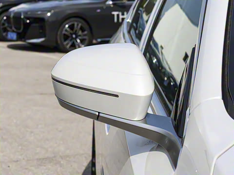 2026�� 530Li ������ M�˶���װ