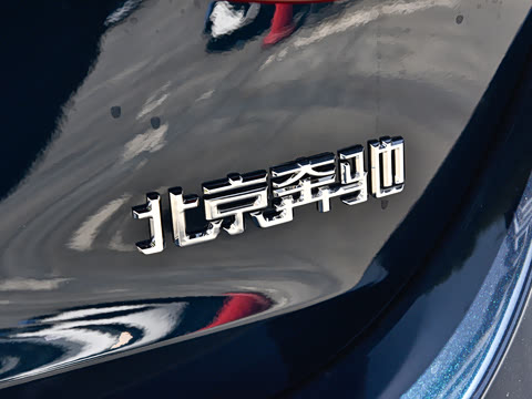 2026�� �Ŀ� E 300 L ������