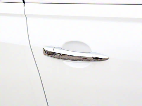 2025�� 2.0L XL-TLS ������