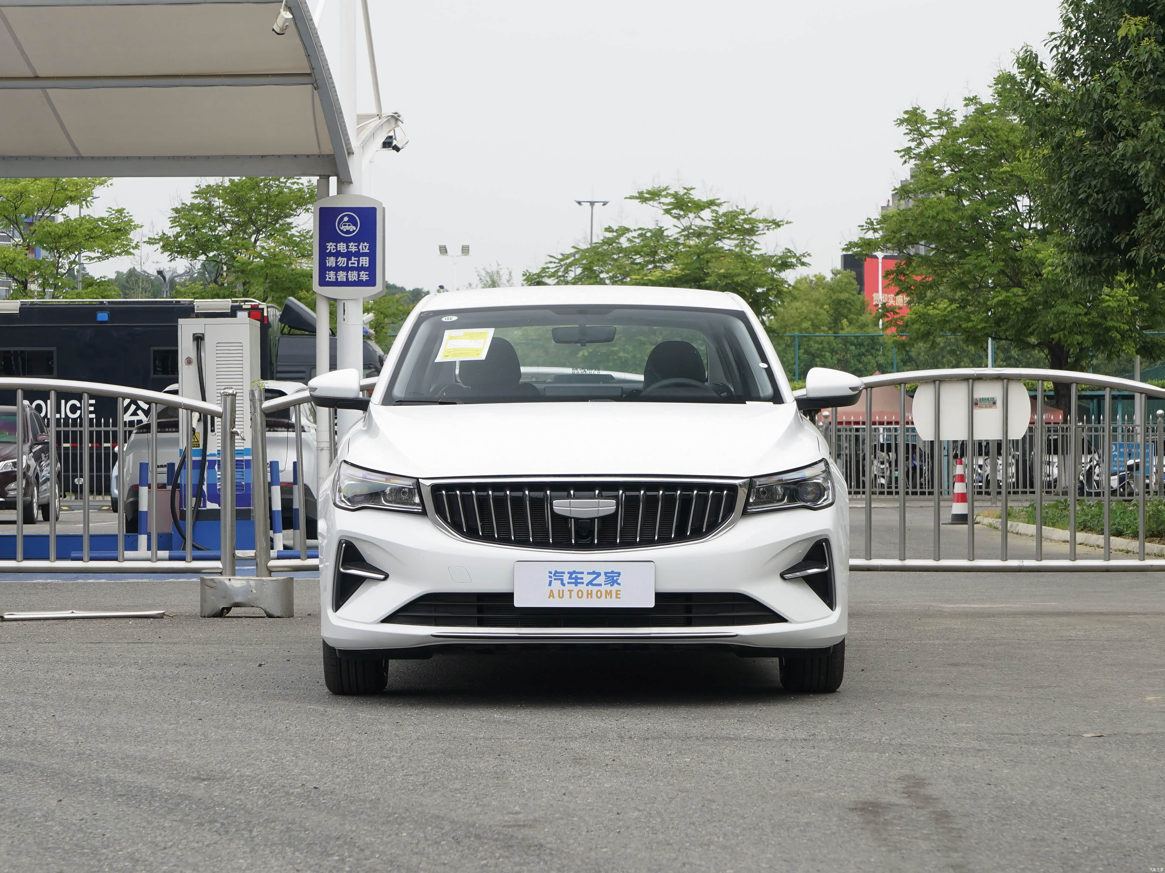 Geely Emgrand, миниатюра 2
