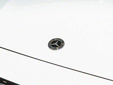 2025�� �Ŀ� E 300 ʱ�����˶���