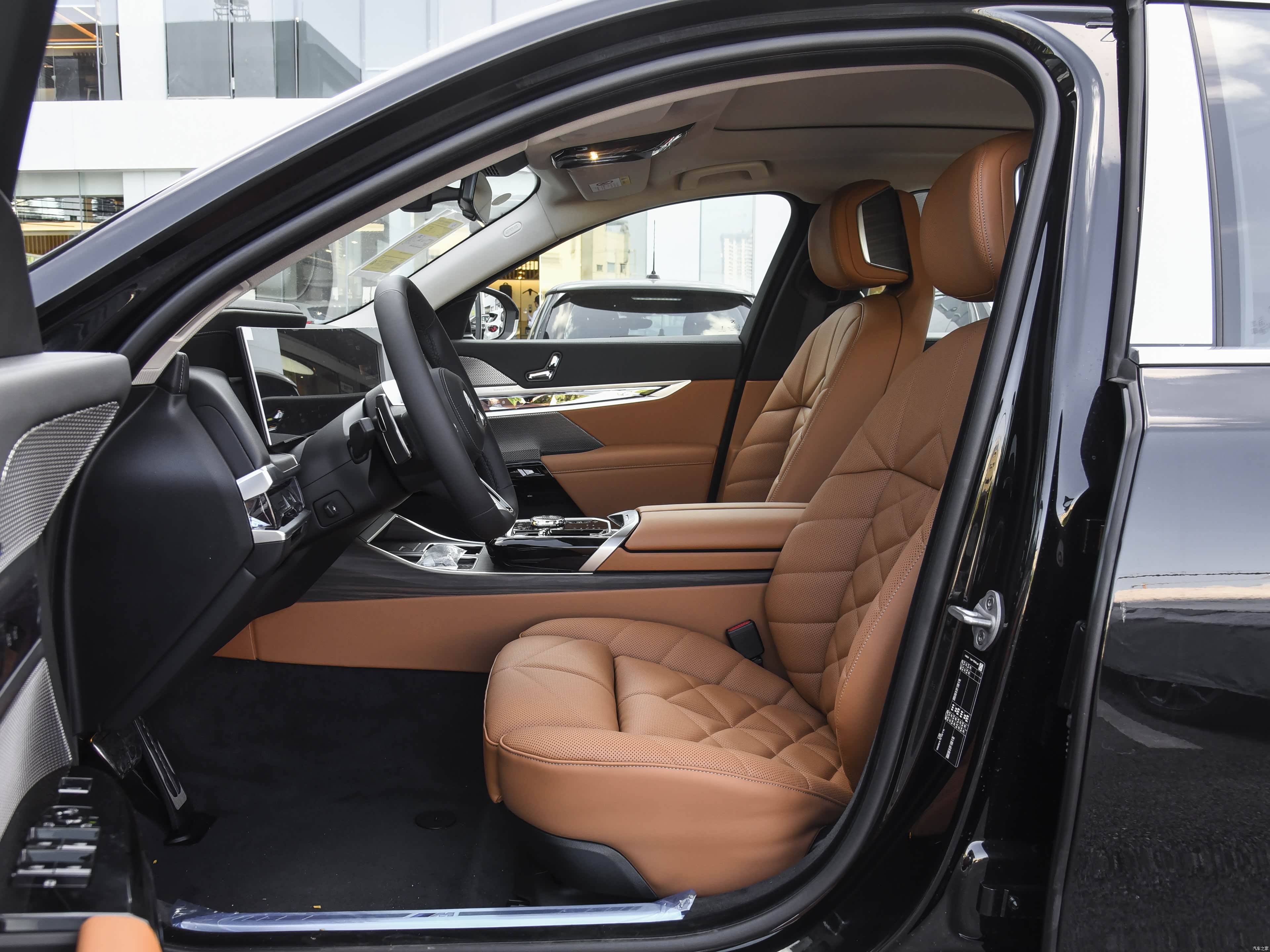 BMW 7 Series, миниатюра 21