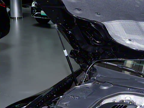 2025�� 63 S E Performance