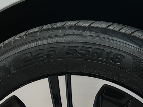 2026�� EM-i 235km ̽��+��