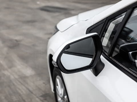 2025�� 1.8L ���ܵ��˫�� �ȷ��