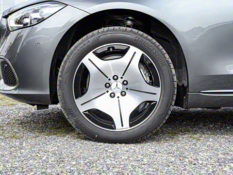 2025�� �Ŀ� S 480 4MATIC