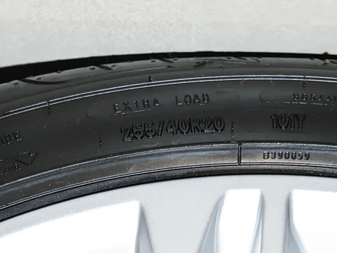 2025�� 45 TFSI quattro ������