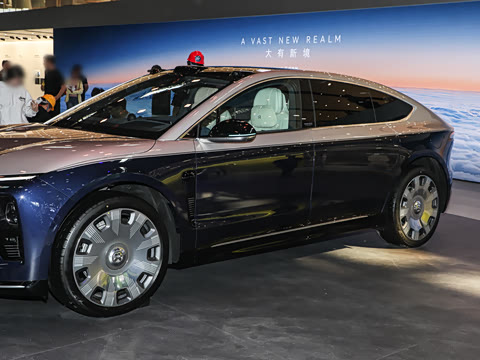 2025�� 102kWh ��ƽ���ر��