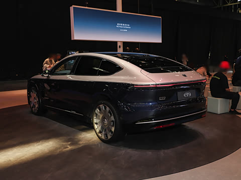 2025�� 102kWh ��ƽ���ر��