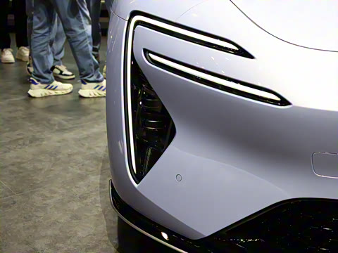 2025�� Ultra���̰�