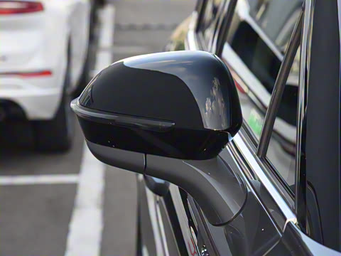 2025�� 2.0T ����������