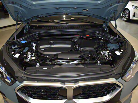 2025�� sDrive25i M�˶���װ