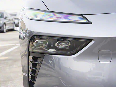 2026 007+  565 Ultra+״