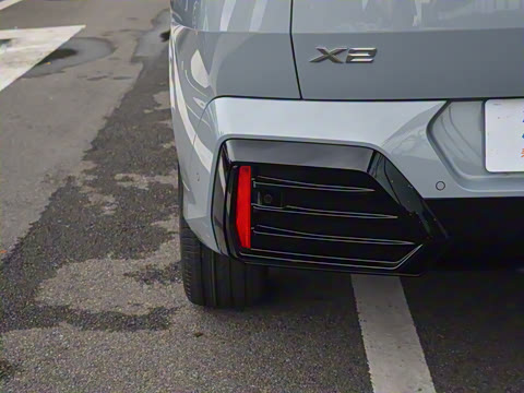 2025�� sDrive25i M�˶���װ