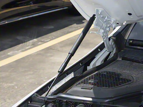 2025�� �Ŀ� E 260 L