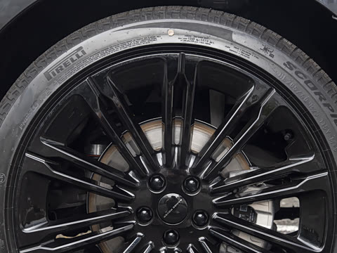 2026�� 3.0 L6 400PS AB�����