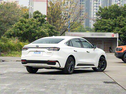 2026  2.0T  EcoBoost  