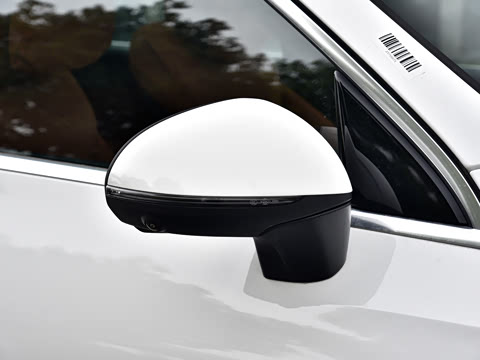 2026�� GLC 300 L 4MATIC ������