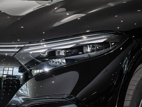 2025�� 500 4MATIC