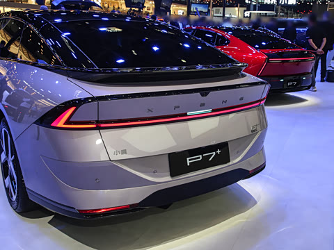 2026�� ���� 725 Max �콢��