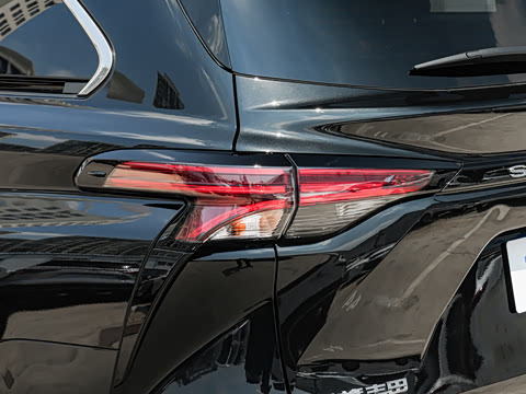 2027�� 2.5L ˫������������