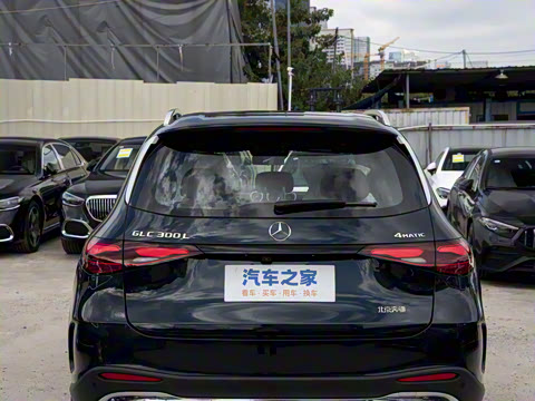 2026�� GLC 300 L 4MATIC ������ 5��