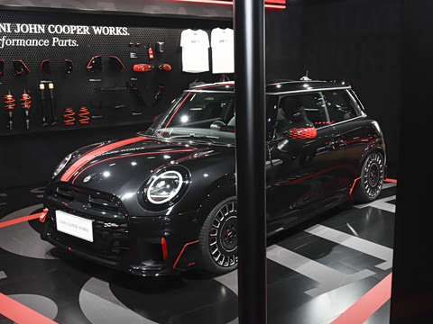 2025�� JOHN COOPER WORKS