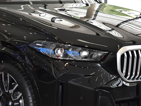 2025�� xDrive 40Li M�˶���ҹ��װ