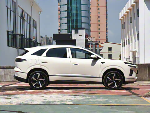 2025�� EV 605�캽Plus��