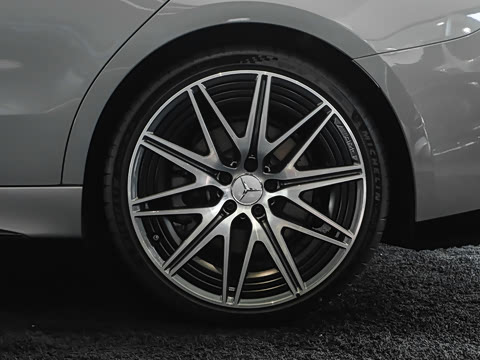 2026�� AMG C 43 4MATIC