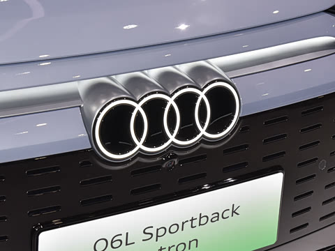 2026�� quattro Ǭ���Ǽݰ�