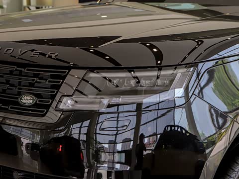 2026�� 3.0 L6 360PS SE�����