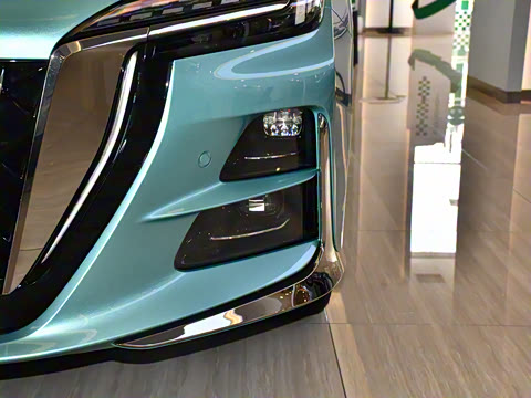 2025�� 2.0T ������