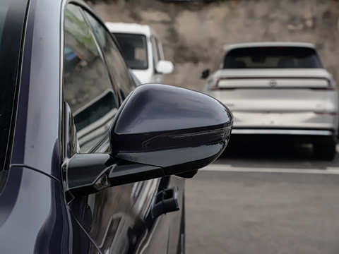 2025�� �Ŀ� Ultra���������