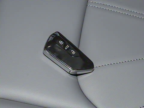 2026�� ���L 300TSI ����