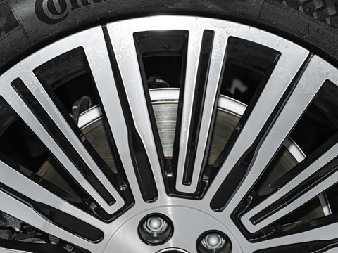 2025�� 180 ��������Ultra���� 7��