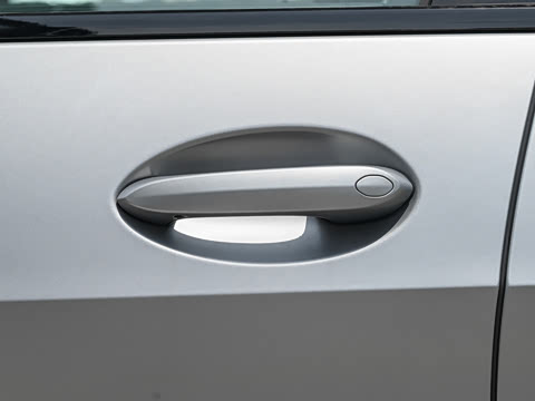 2026�� �Ŀ� xDrive 40Li ������M�˶���ҹ��װ