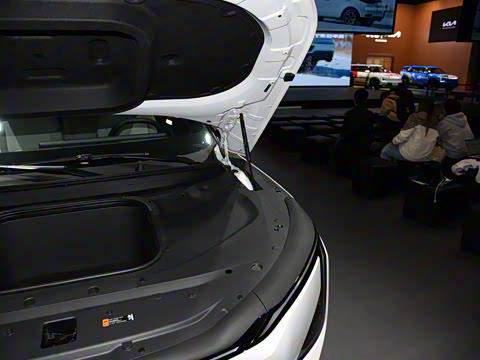 2025�� 580 Wave AWD GT-Line