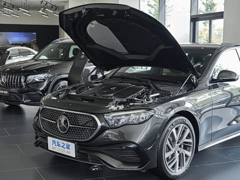 2025�� �Ŀ� E 300 L ʱ���˶���